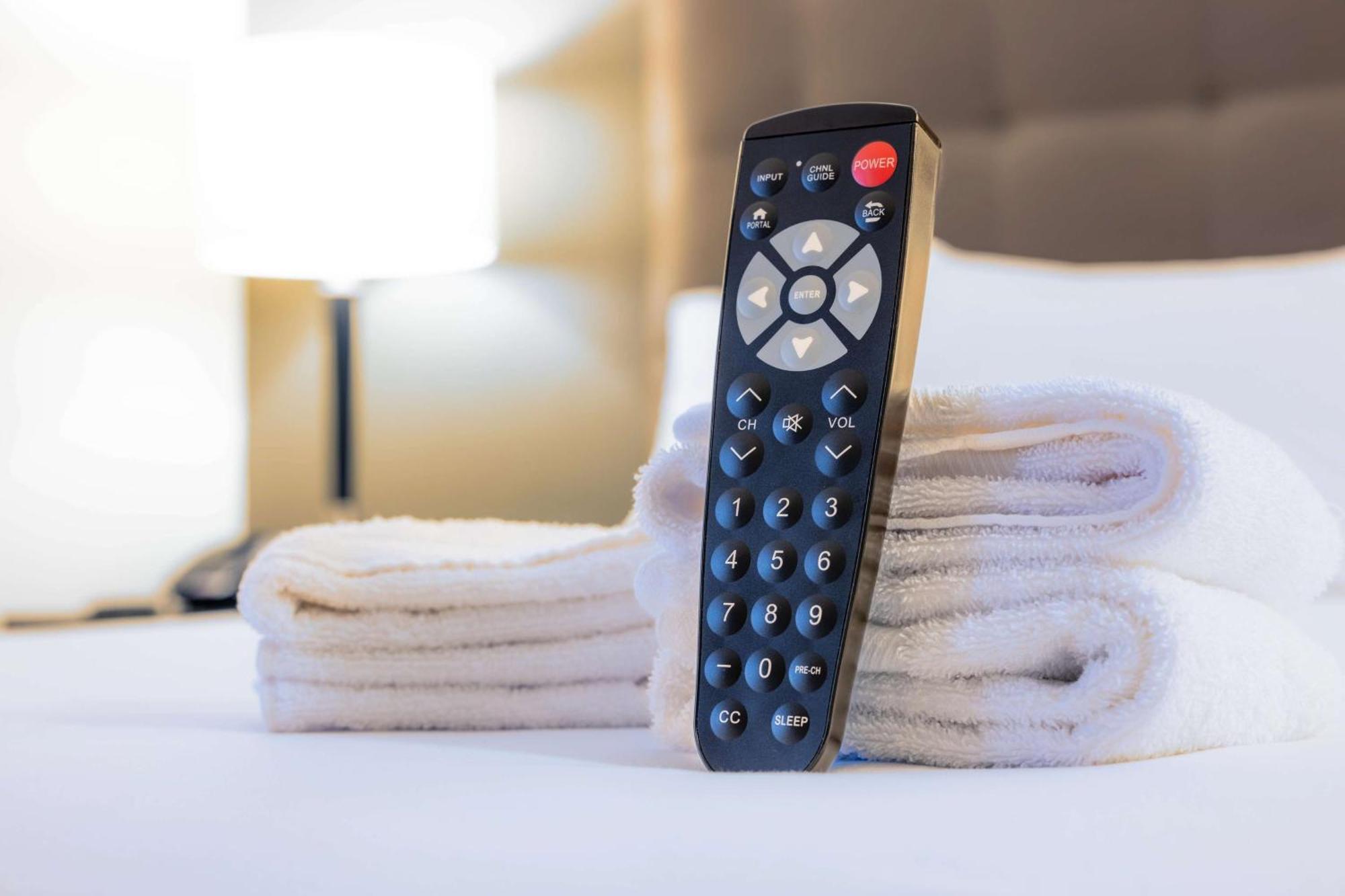 Drury Inn & Suites Kansas City Airport Екстериор снимка