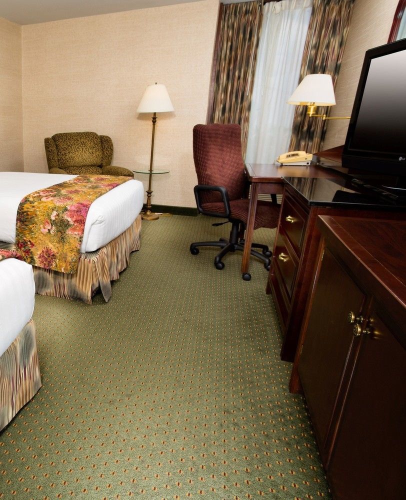 Drury Inn & Suites Kansas City Airport Екстериор снимка